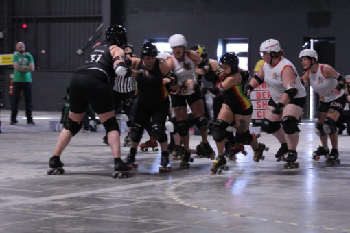 Crash skating in the Roller Derby World Cup 2018